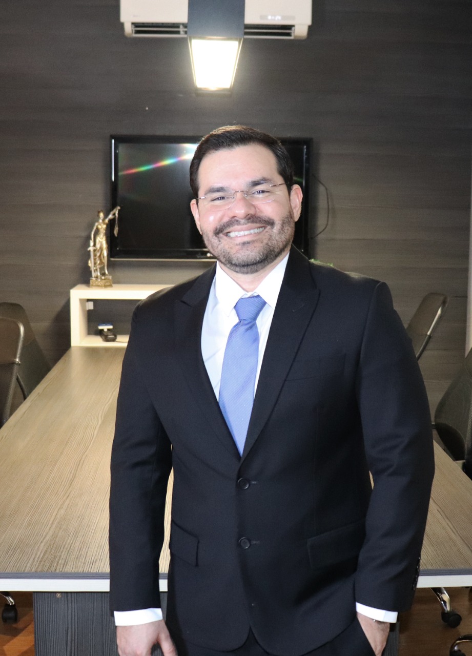 Dr. Bruno Costa Álvares Silva